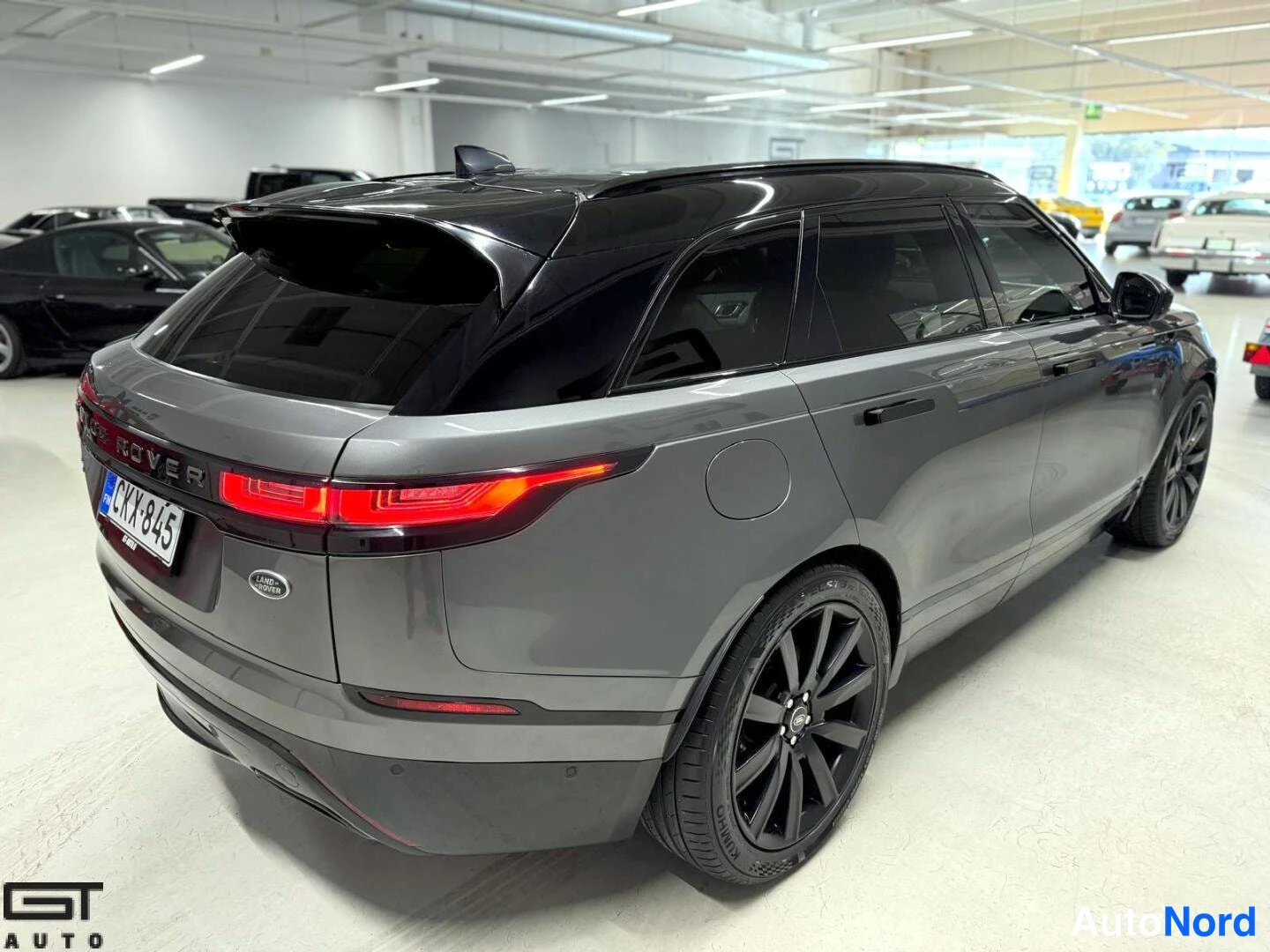 Grey Land Rover Range Rover Velar 2018, rear three-quarter, photo 6