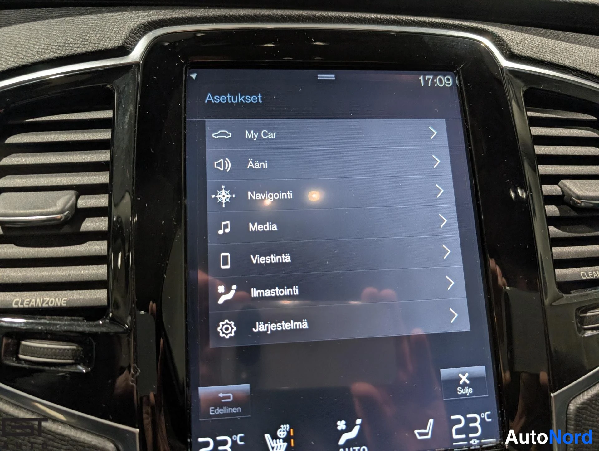 Harmaa Volvo XC90 2015, yksityiskohta, kuva 24