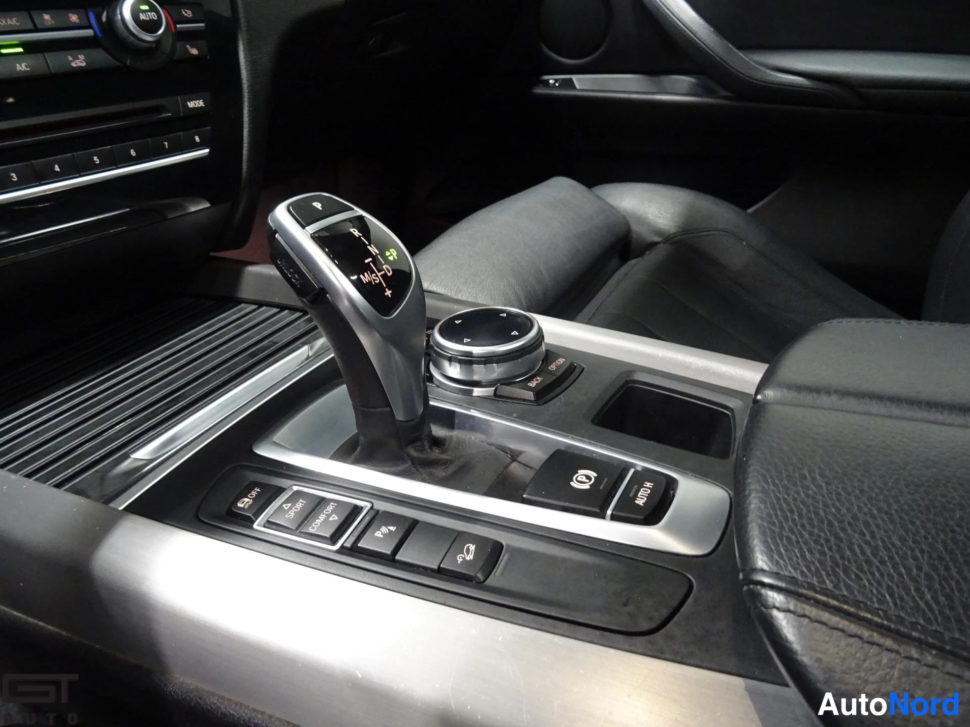 Black BMW X5 2014, detail, photo 20