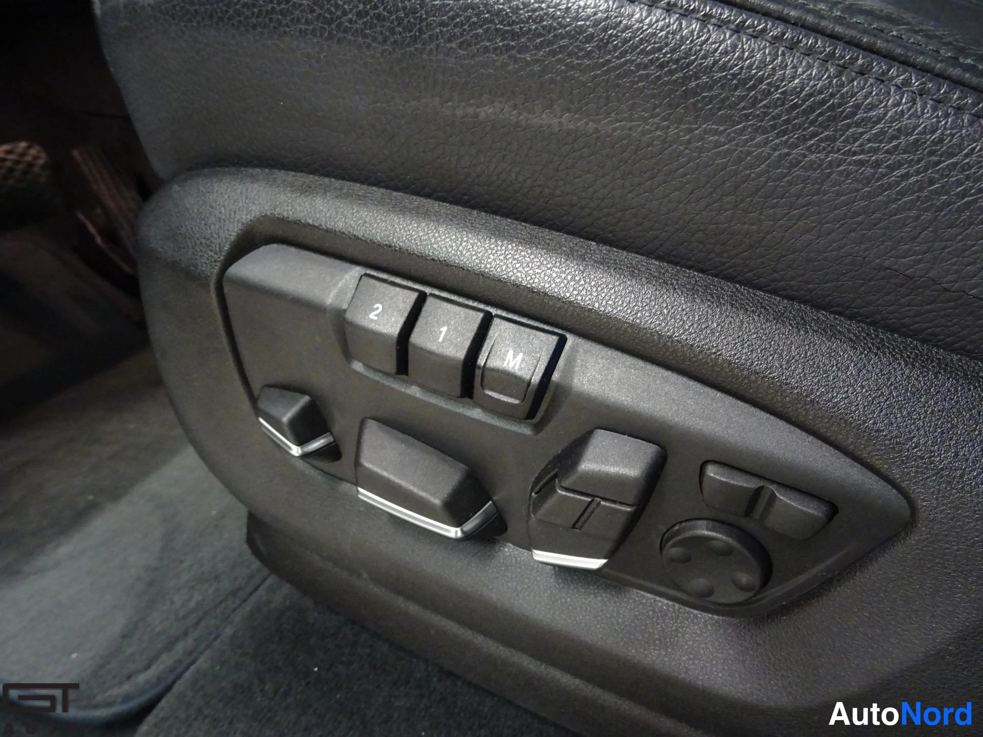 Black BMW X5 2014, detail, photo 21
