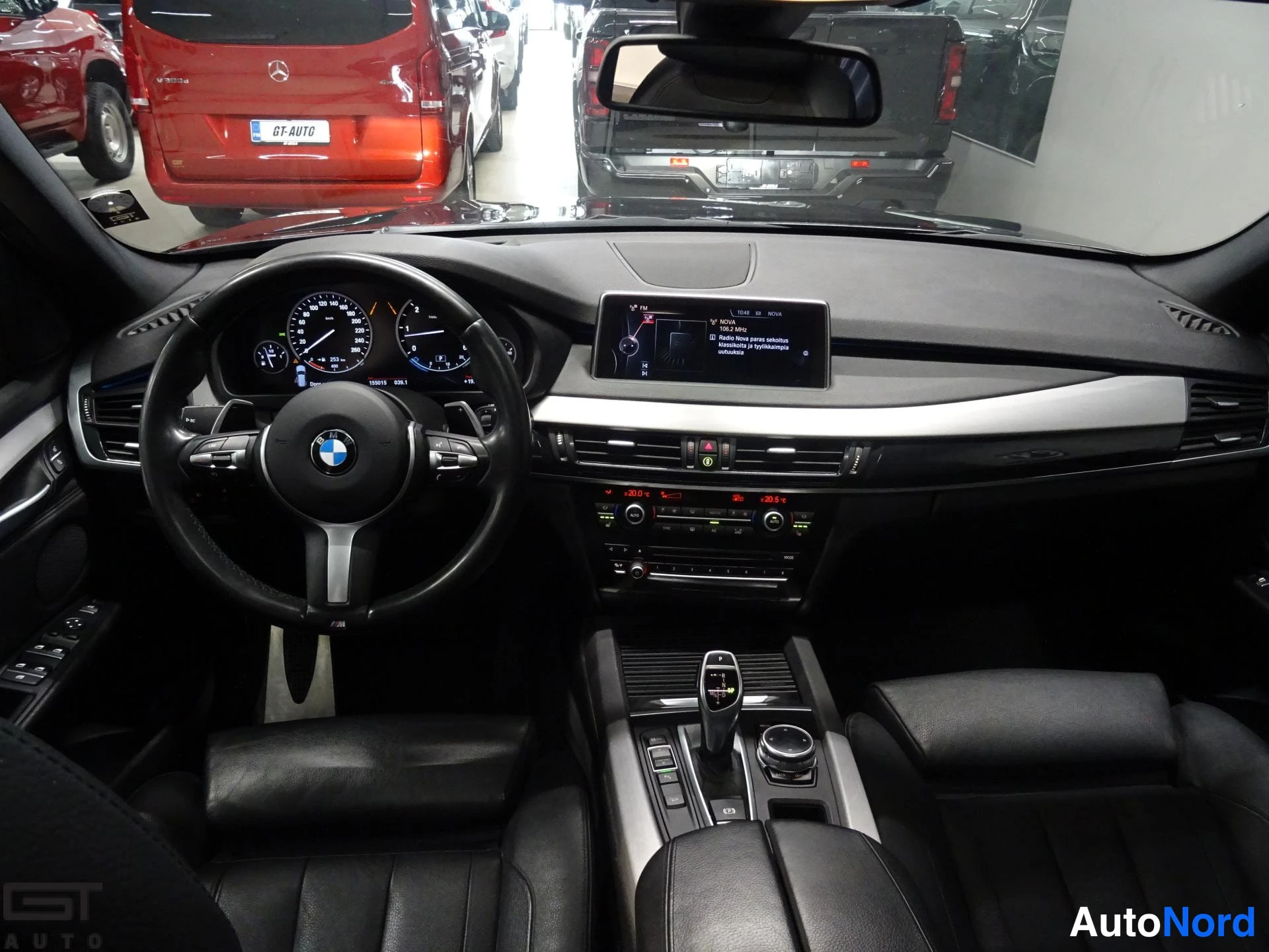Black BMW X5 2014, cockpit, photo 12