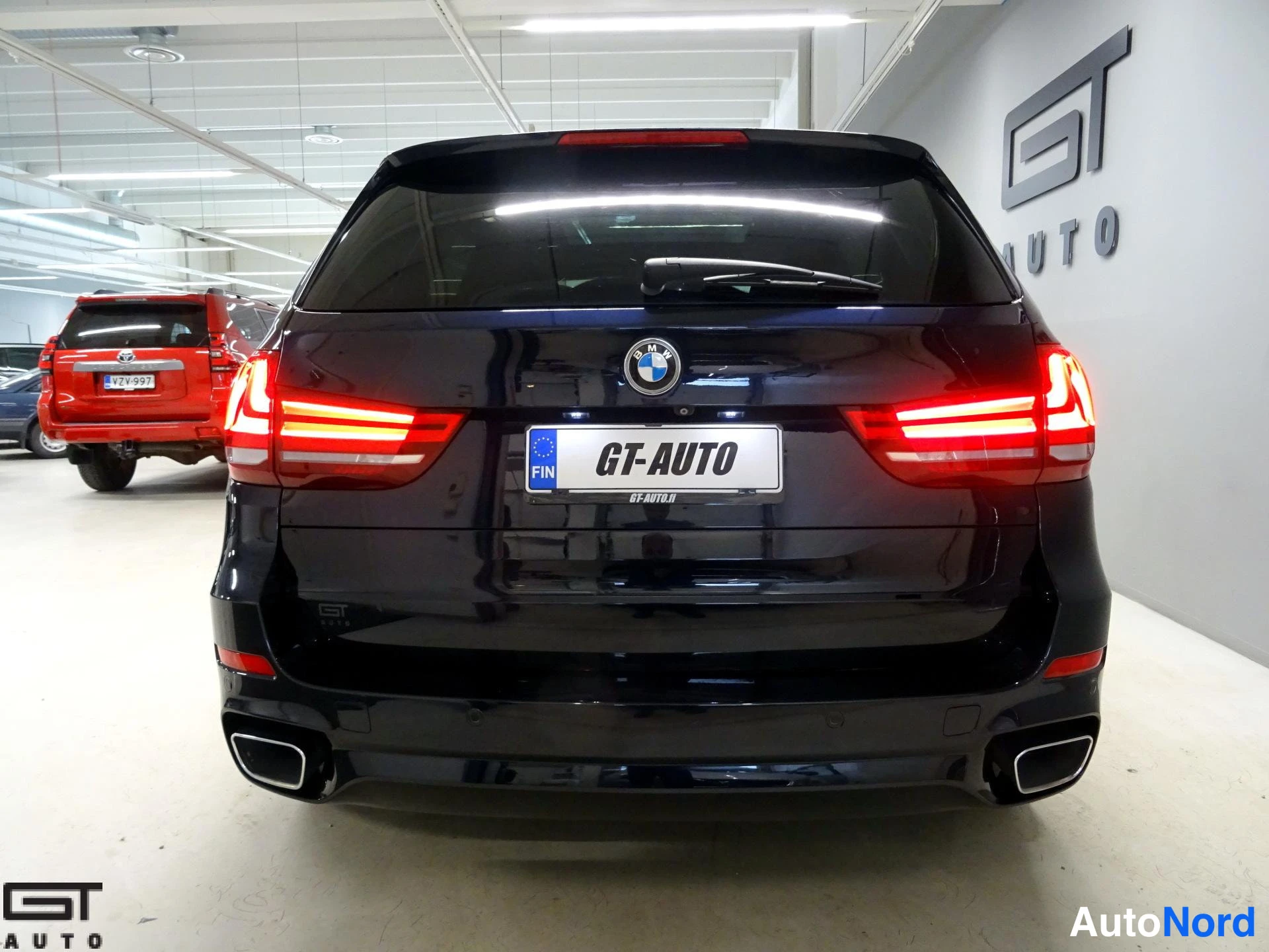 Black BMW X5 2014, rear, photo 10