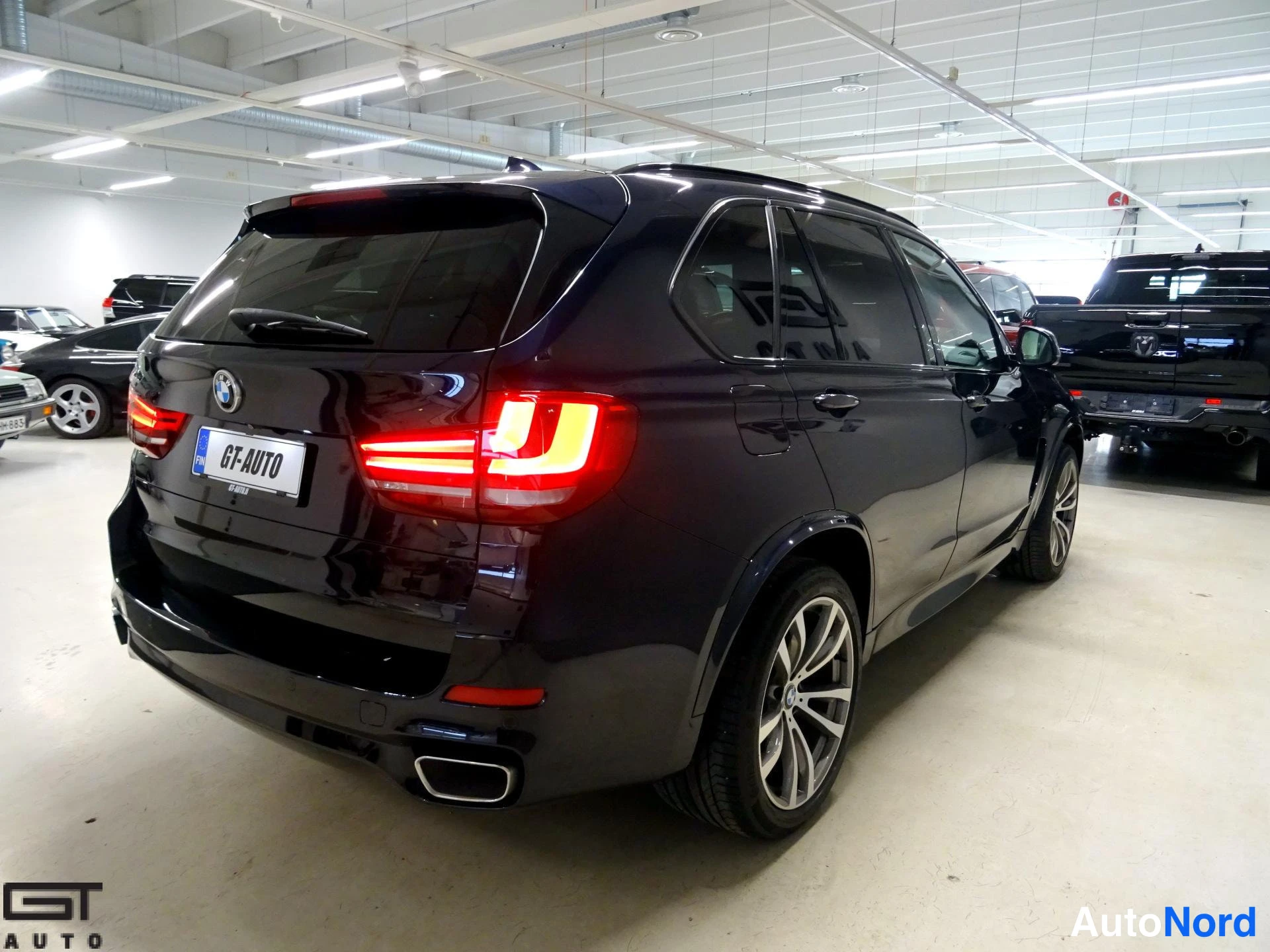 Black BMW X5 2014, rear three-quarter, photo 8