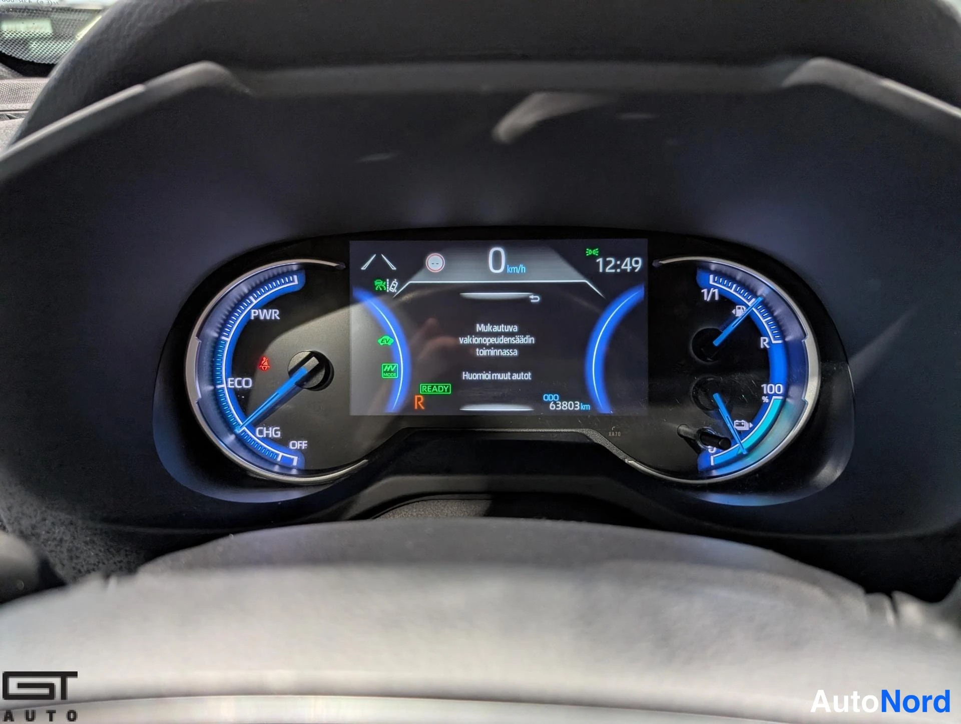 Hopea Toyota RAV4 2021, yksityiskohta, kuva 17