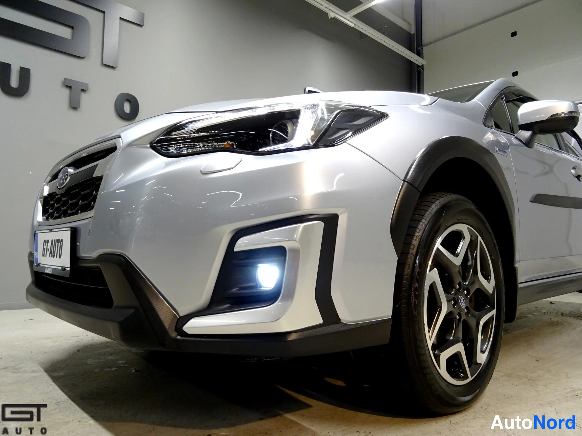 Hopea Subaru XV 2020, etuviisto, keula vasemmalle, kuva 3