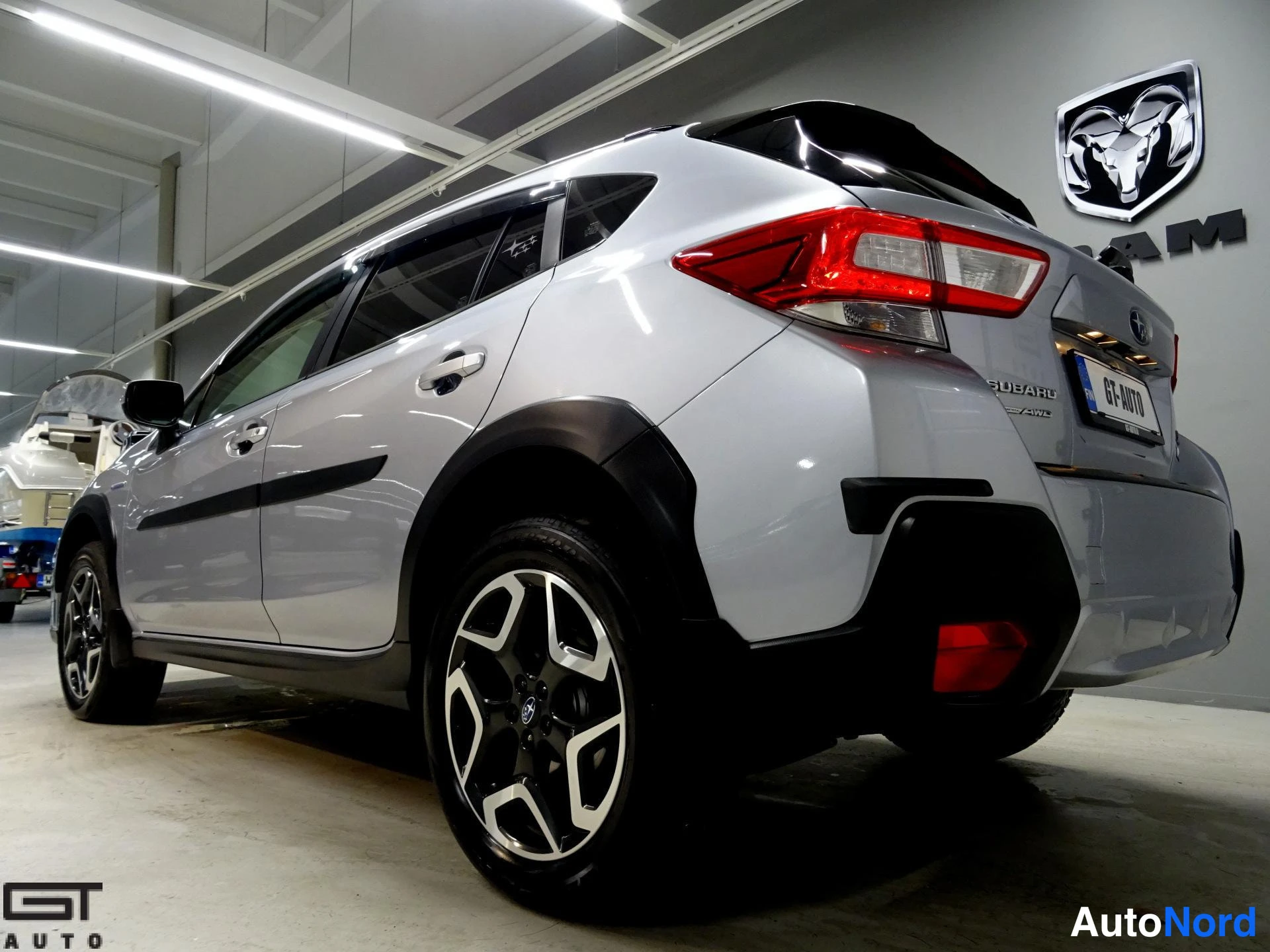 Hopea Subaru XV 2020, takaviisto, kuva 9