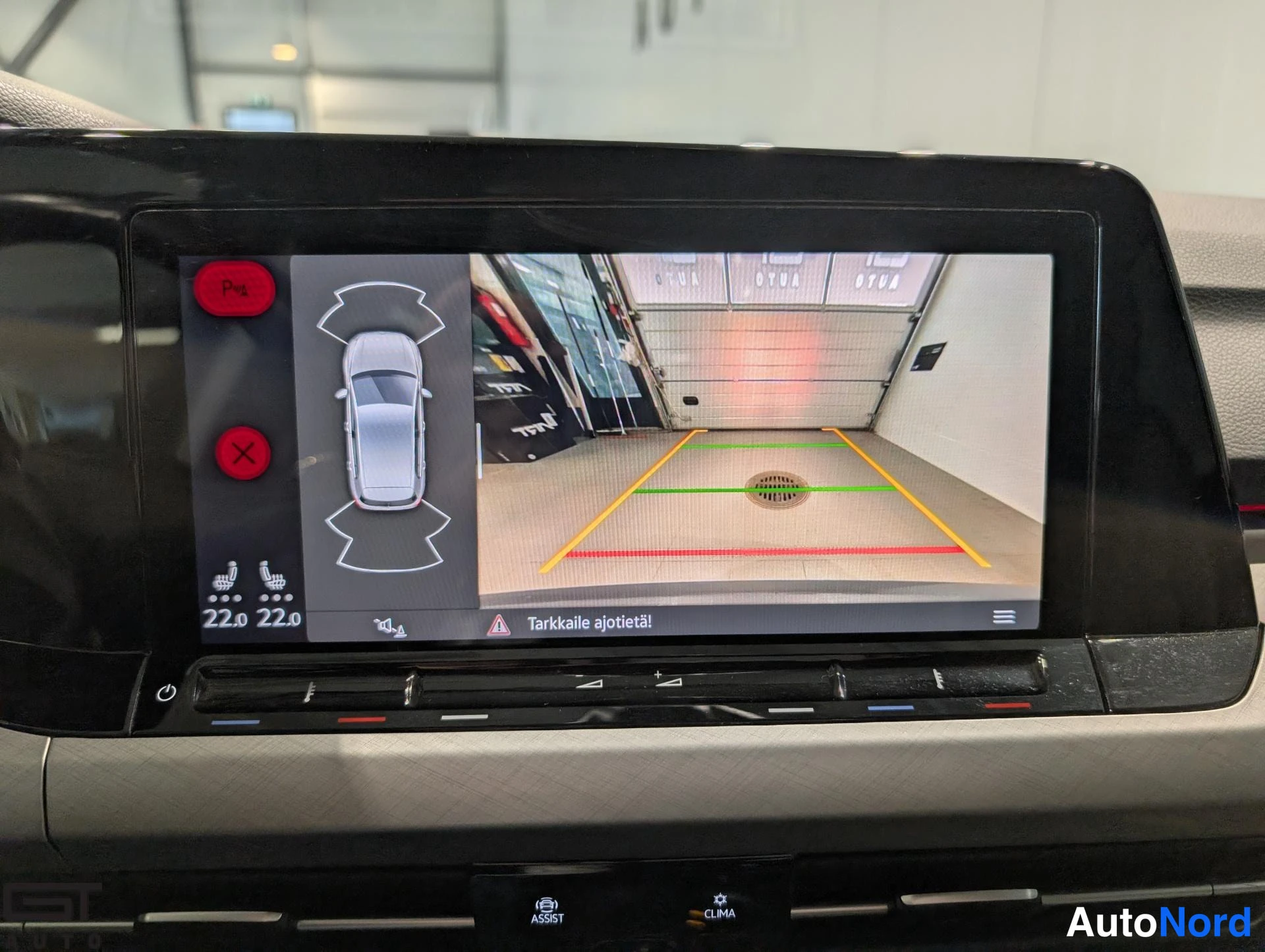 Harmaa Volkswagen Golf 2020, yksityiskohta, kuva 19