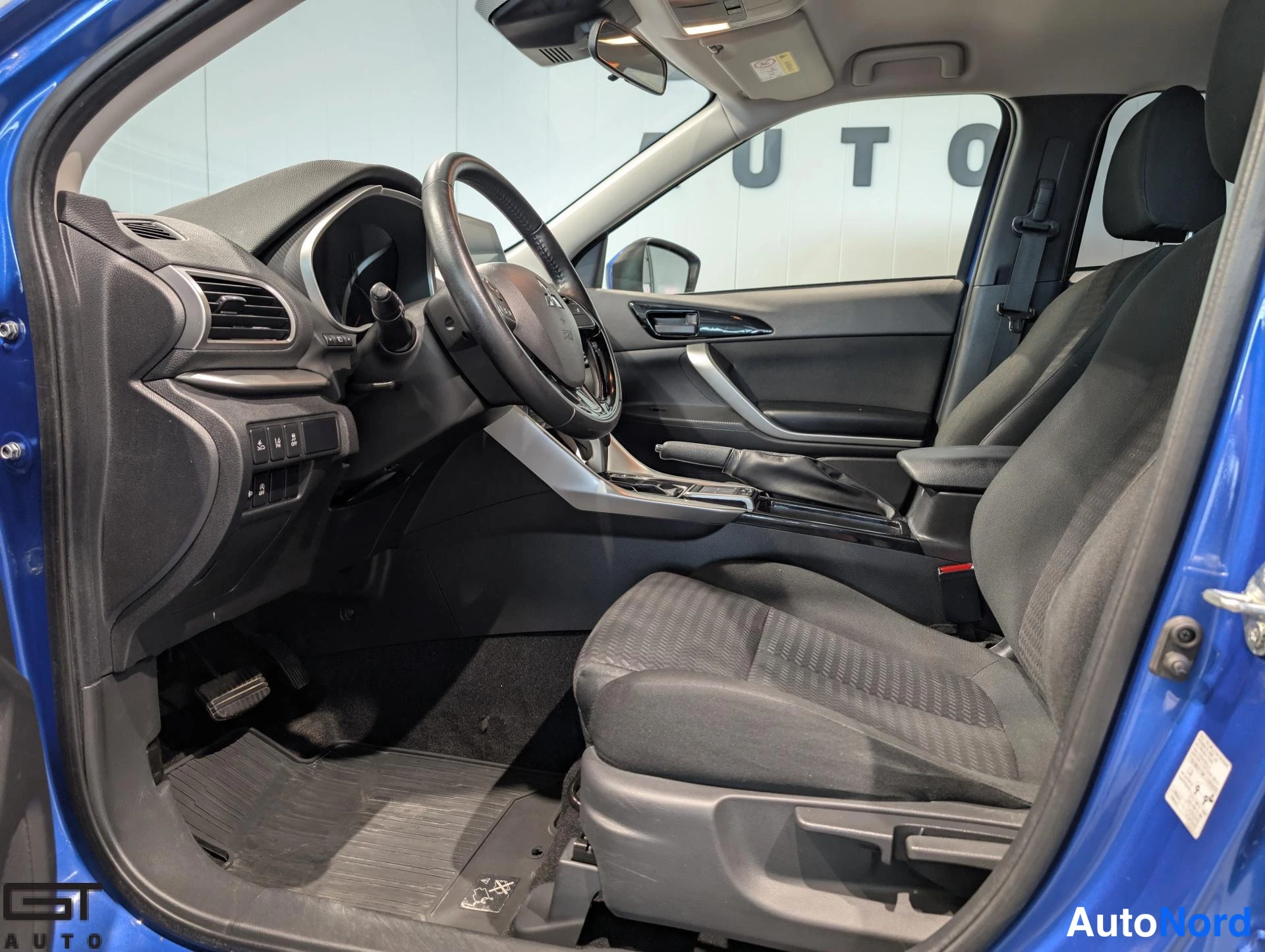 Blue Mitsubishi Eclipse Cross 2021, cockpit, photo 9