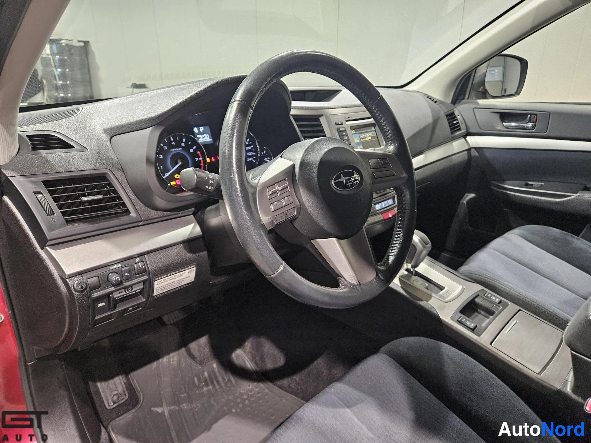 Red Subaru Outback 2013, cockpit, photo 7
