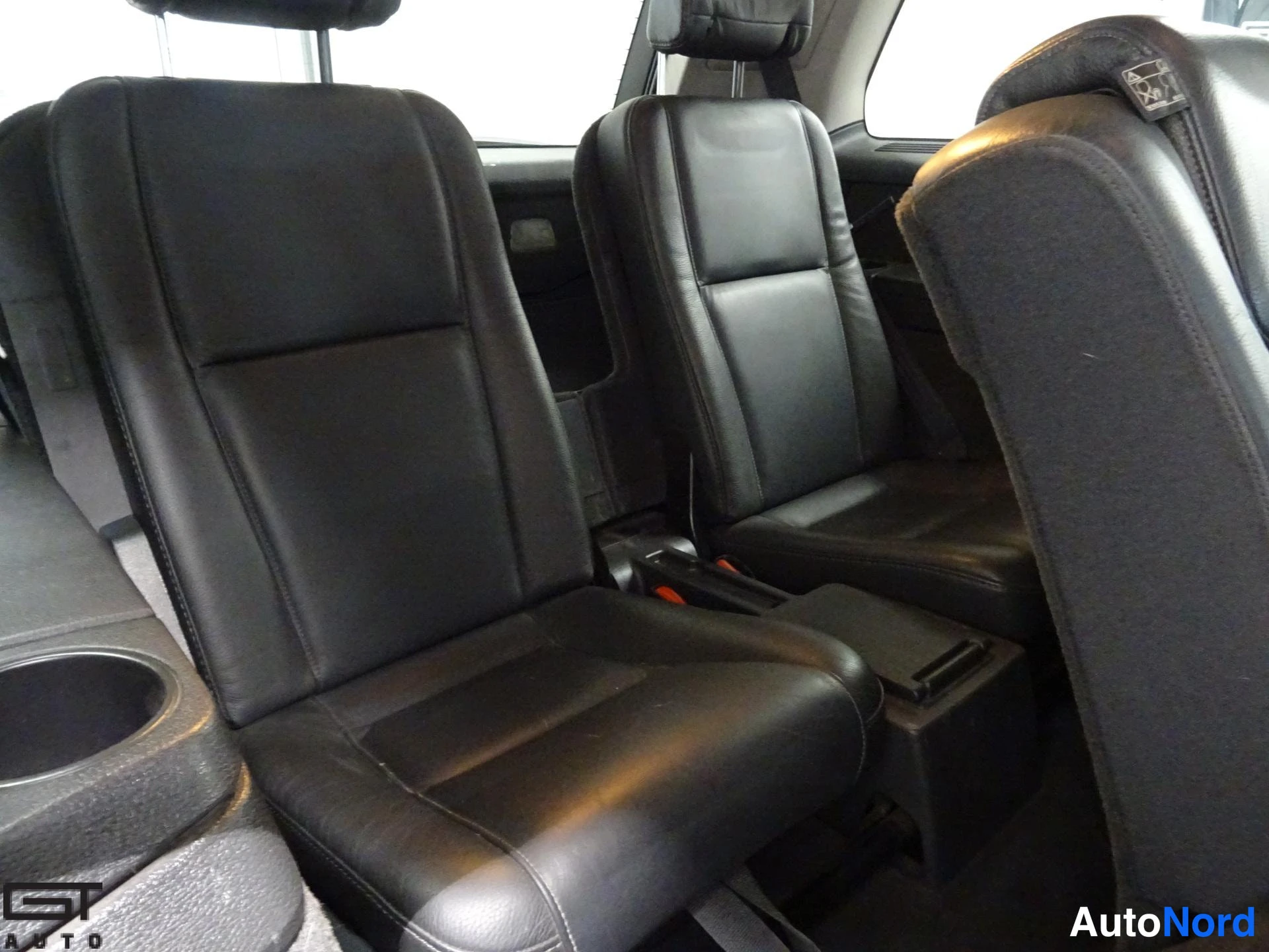 Silver Volvo XC90 2007, rear seats, photo 16