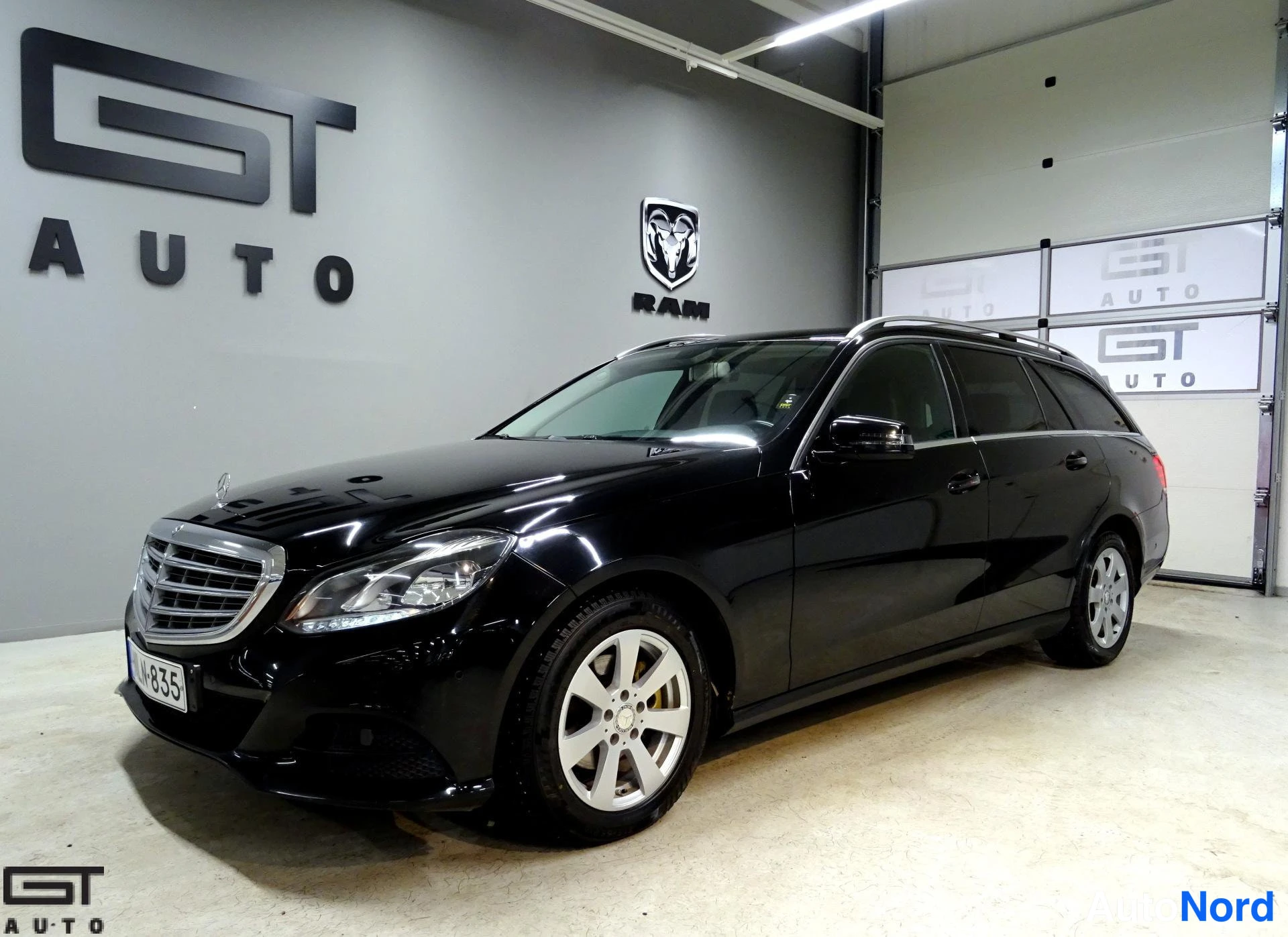 Mercedes-Benz E 2015