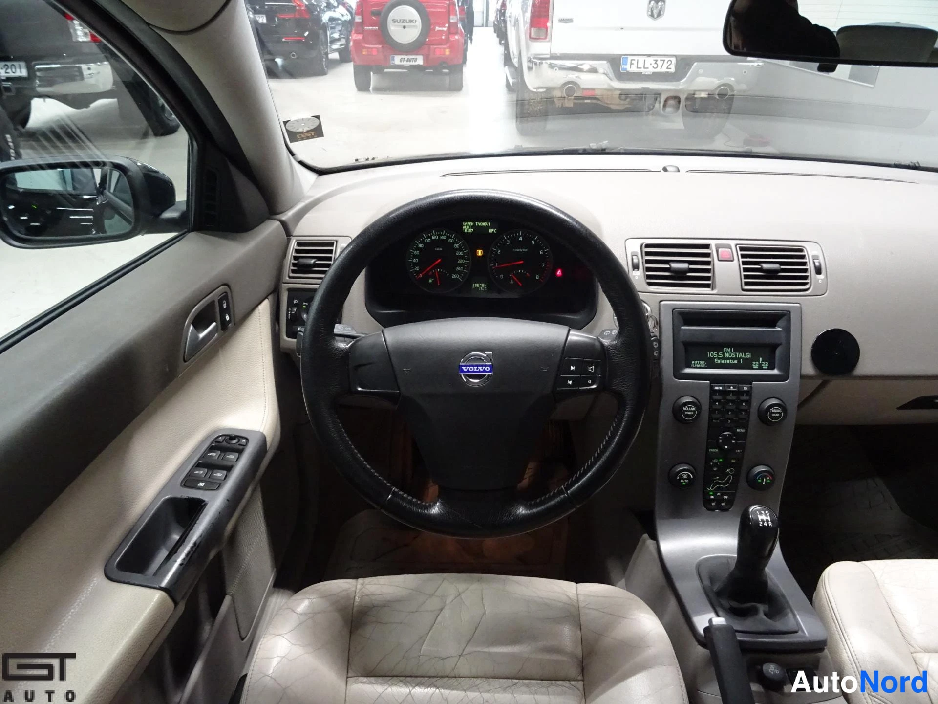 Black Volvo V50 2004, cockpit, photo 11