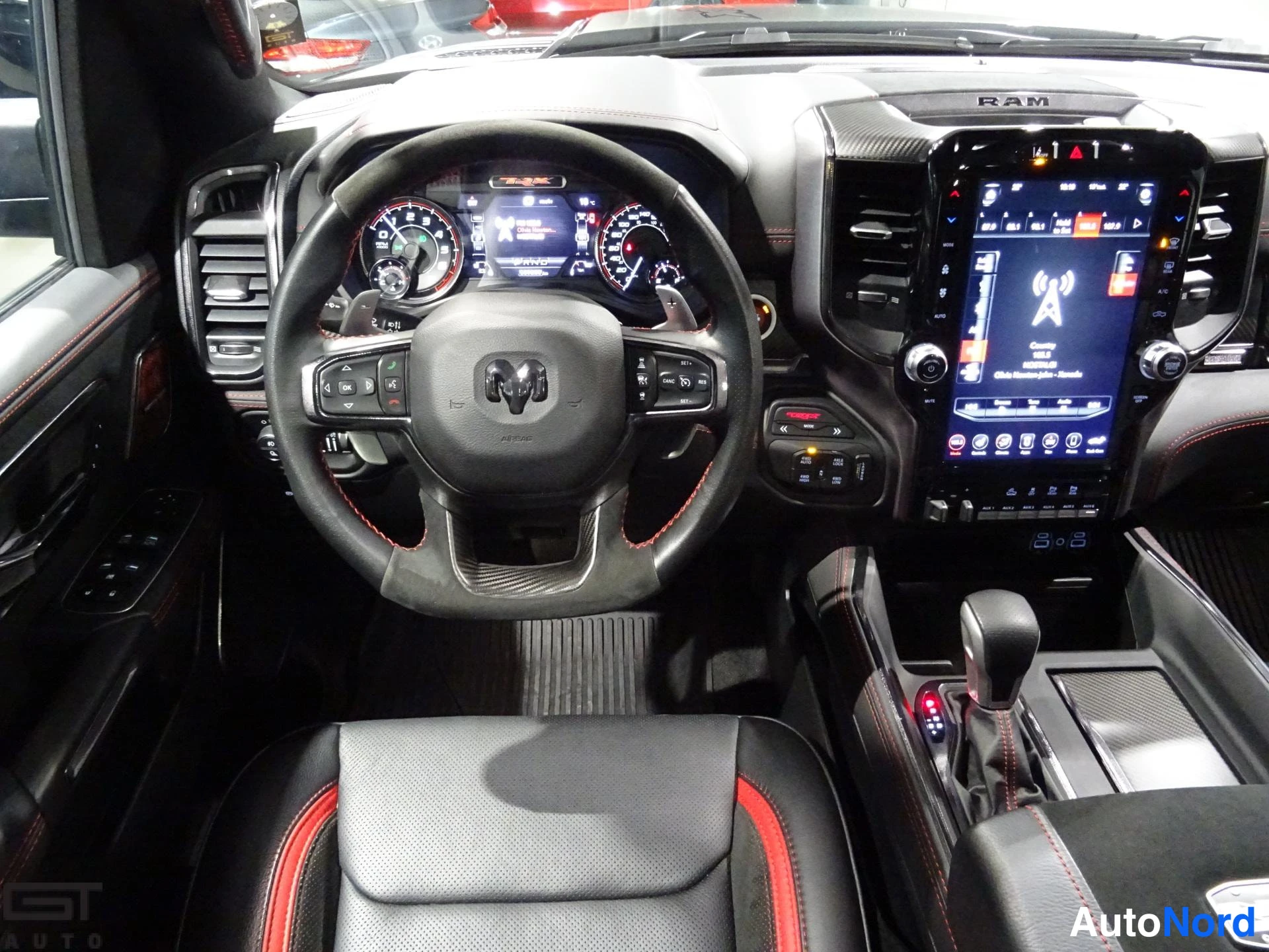 Black Dodge Ram 2021, cockpit, photo 15