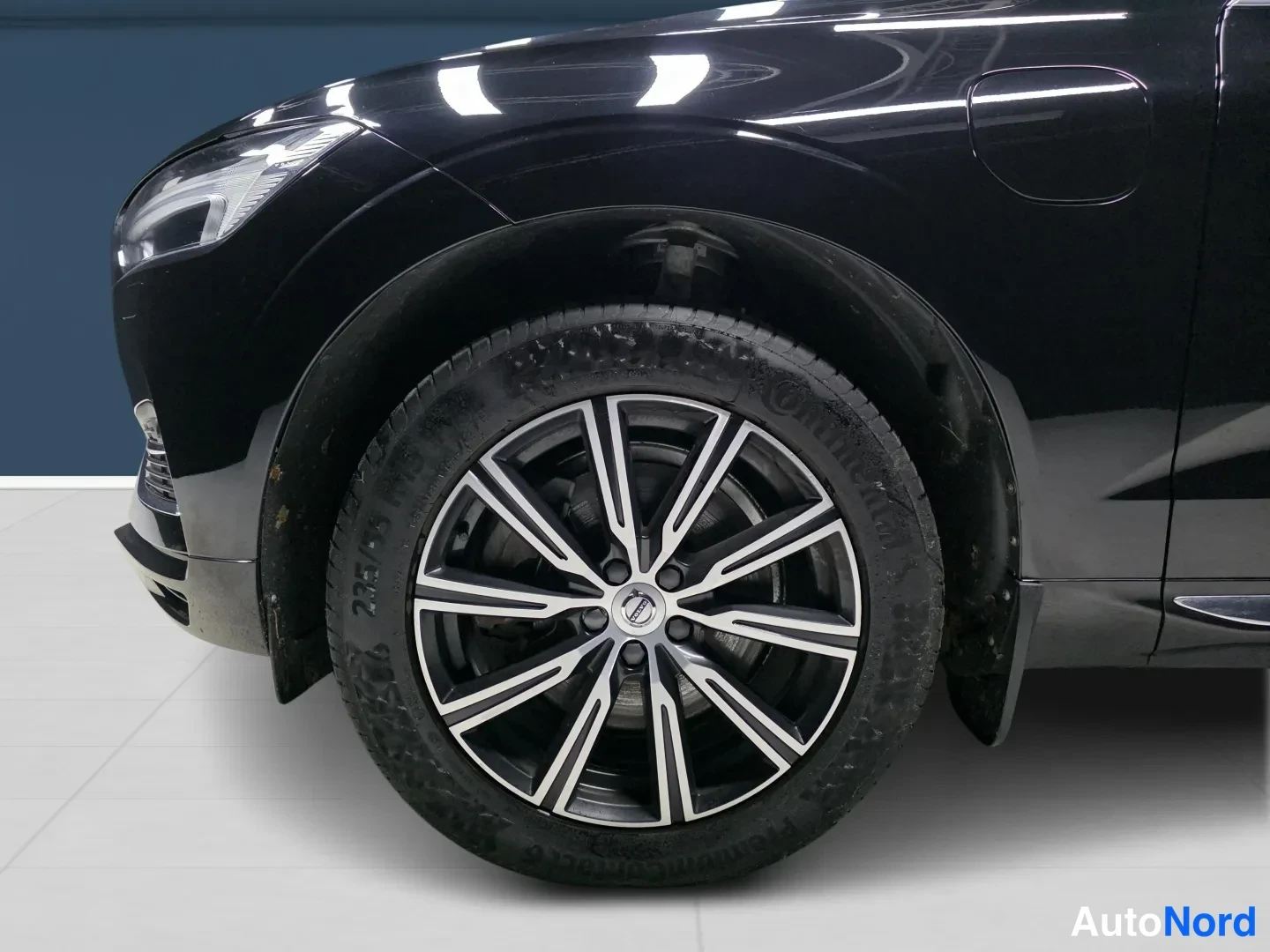 Svart Volvo XC60 2021, detalj, bild 17