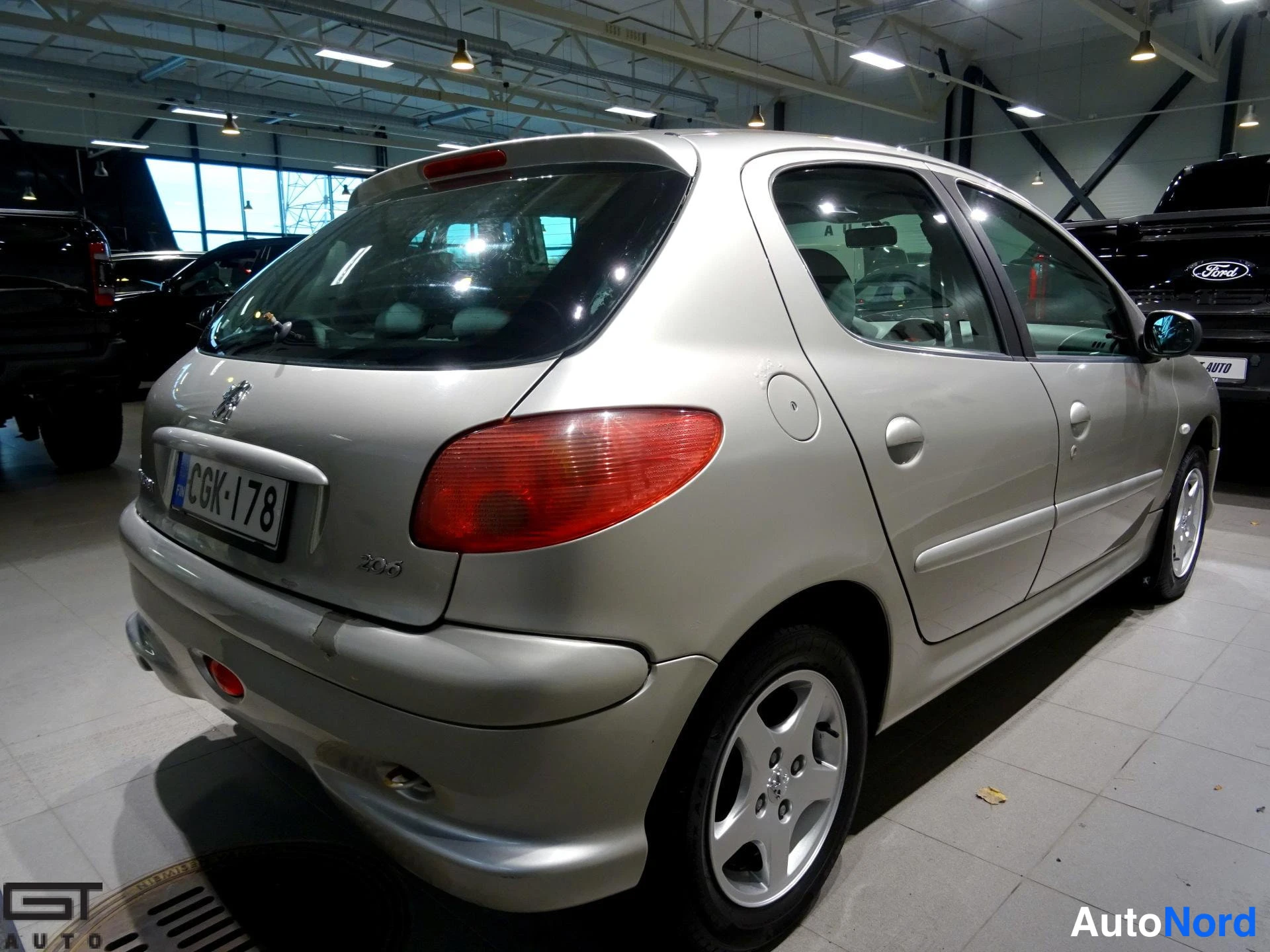 Beige Peugeot 206 2007, takaviisto, kuva 5