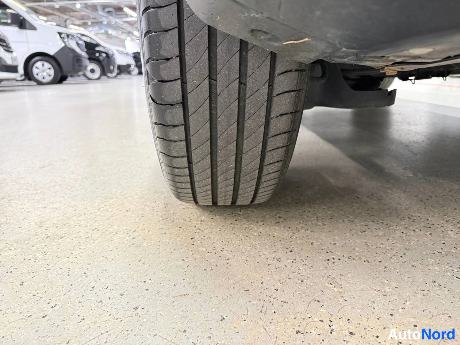 Punainen Citroen C4 2023, yksityiskohta, kuva 16