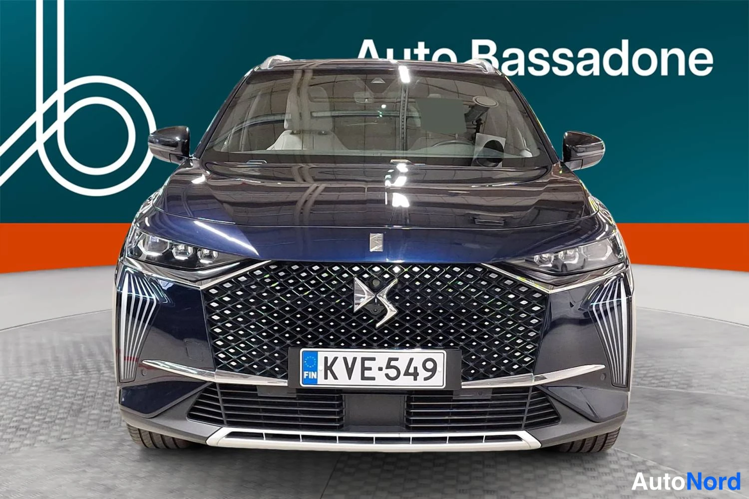 Sininen DS 7 E-Tense 2023, edestä, kuva 4