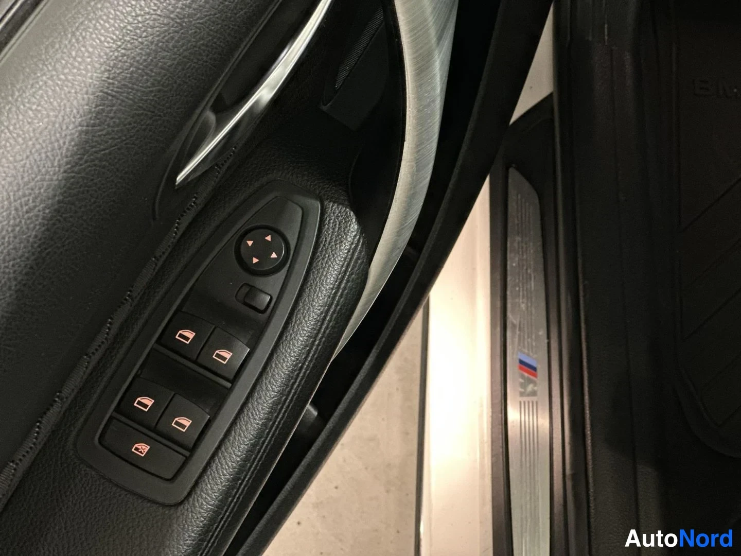 Valkoinen BMW 116i 2014, yksityiskohta, kuva 15