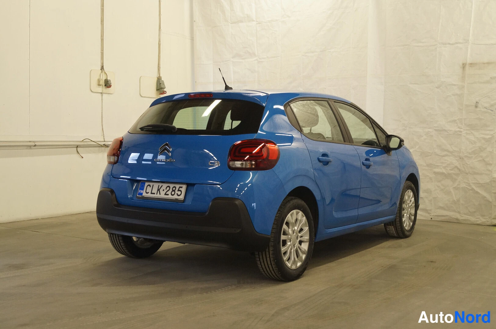 Sininen Citroen C3 2018, takaviisto, kuva 3