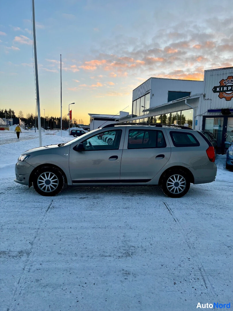 Beige Dacia Logan MCV 2014, side, photo 5