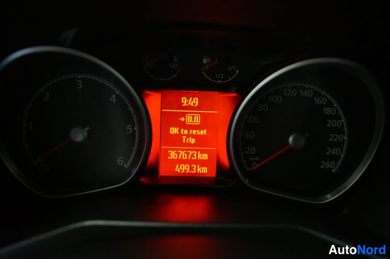Vihreä Ford Mondeo 2009, yksityiskohta, kuva 13