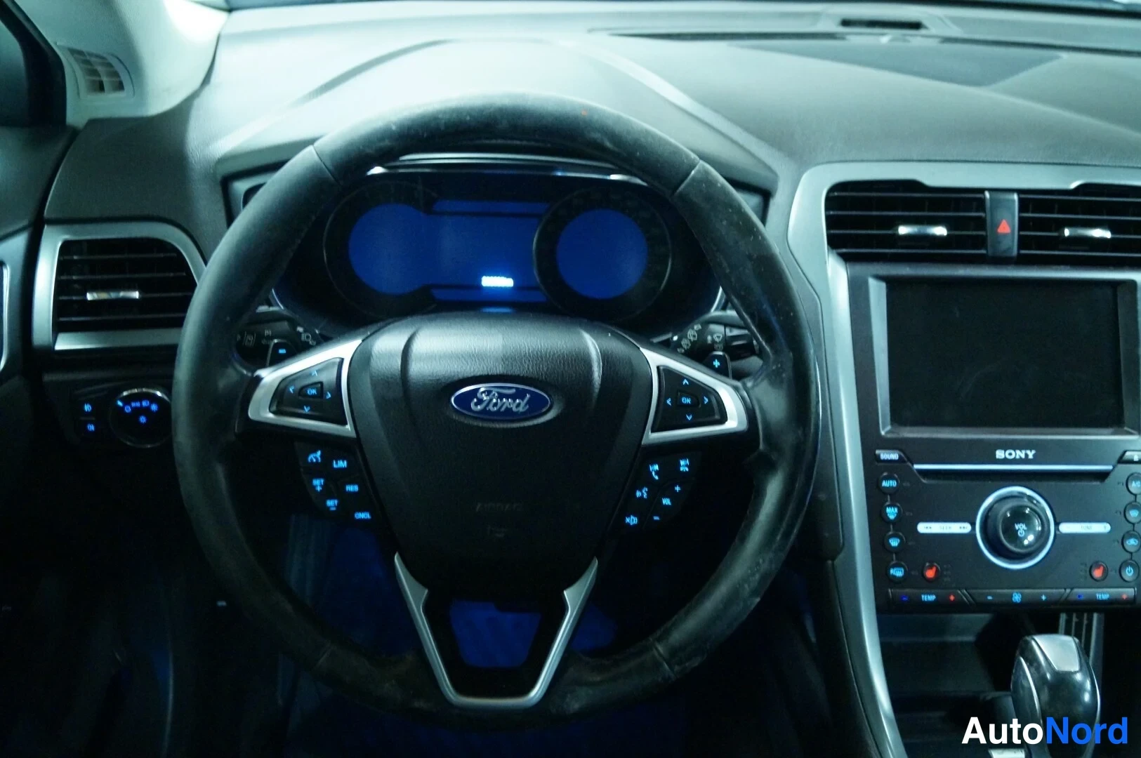 Hopea Ford Mondeo 2018, yksityiskohta, kuva 11