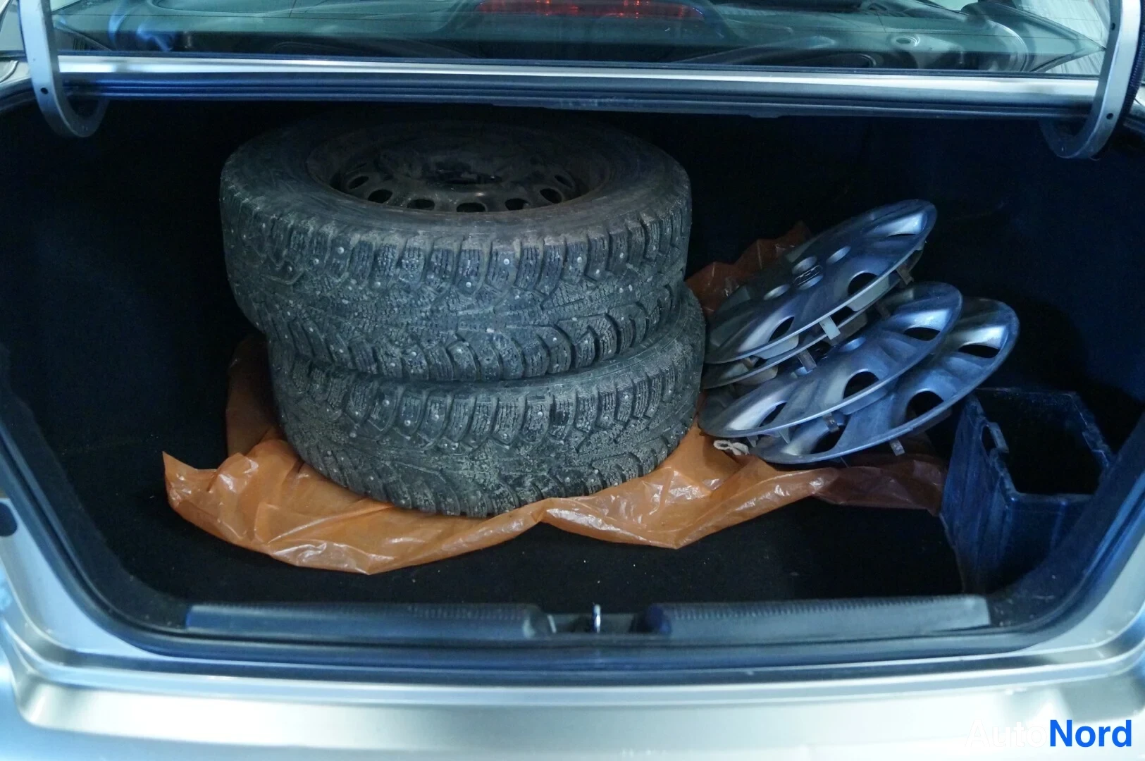Beige Honda Civic 2003, tavaratila, kuva 10