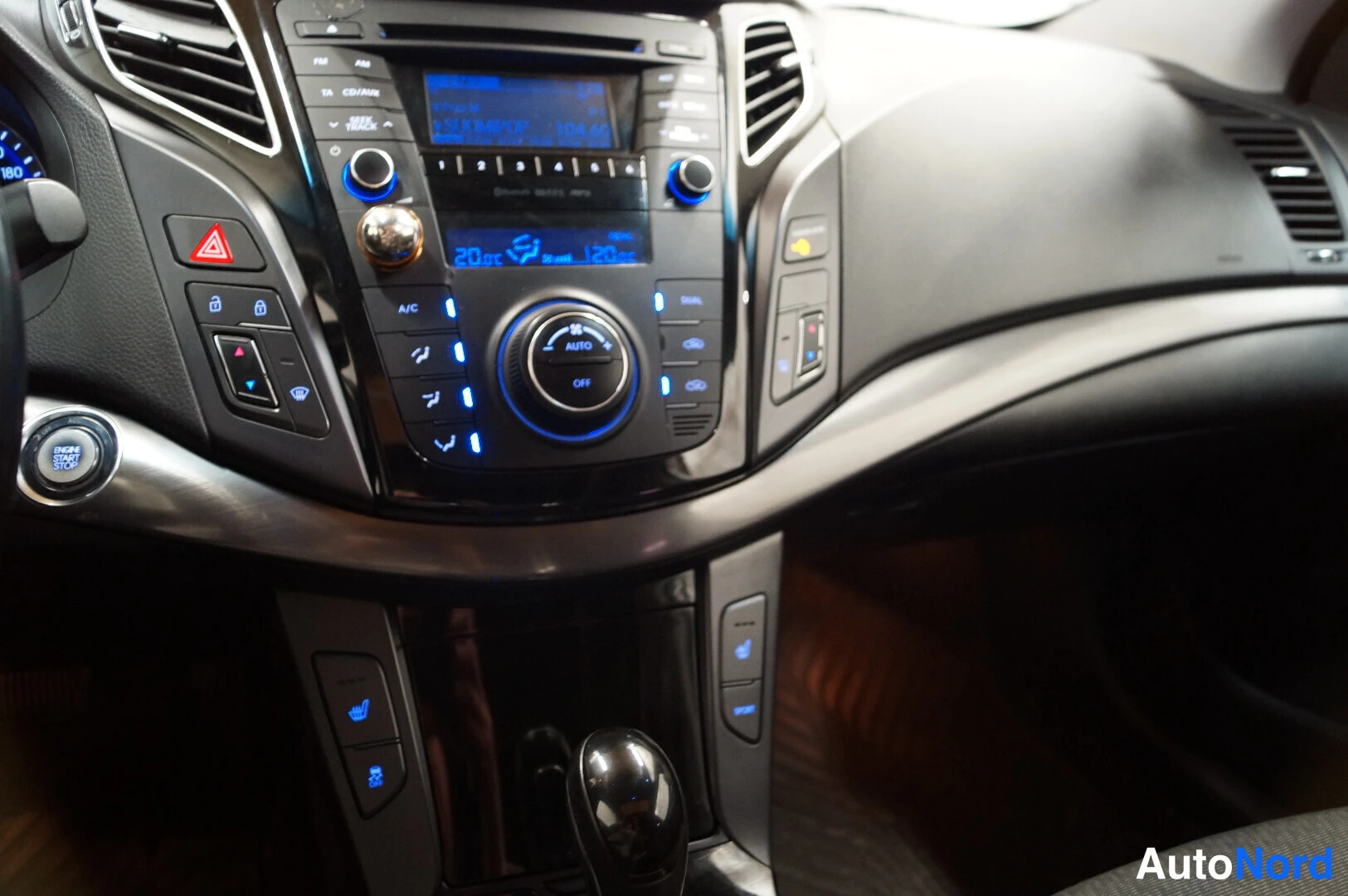 Hopea Hyundai i40 2012, yksityiskohta, kuva 10