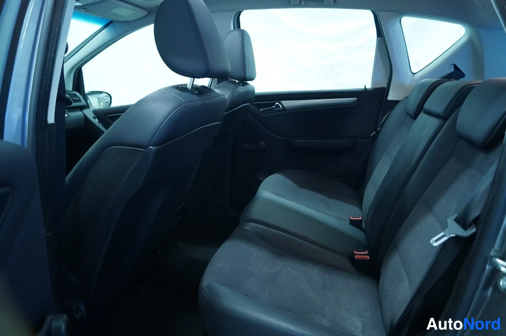 Harmaa Mercedes-Benz A 150 2008, takaistuimet, kuva 10