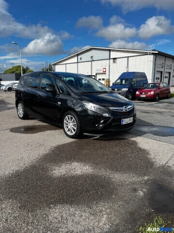 Musta Opel Zafir Tourer 2014, takaviisto, kuva 5