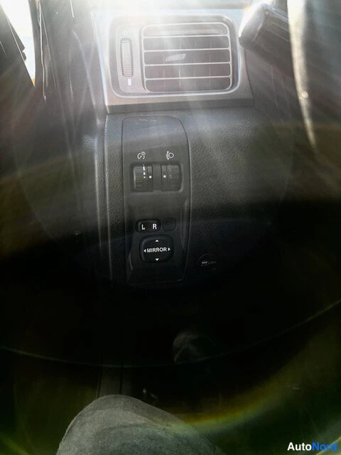 Blue Subaru Forester 2012, detail, photo 13