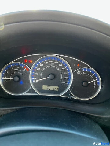 Blue Subaru Forester 2012, detail, photo 12