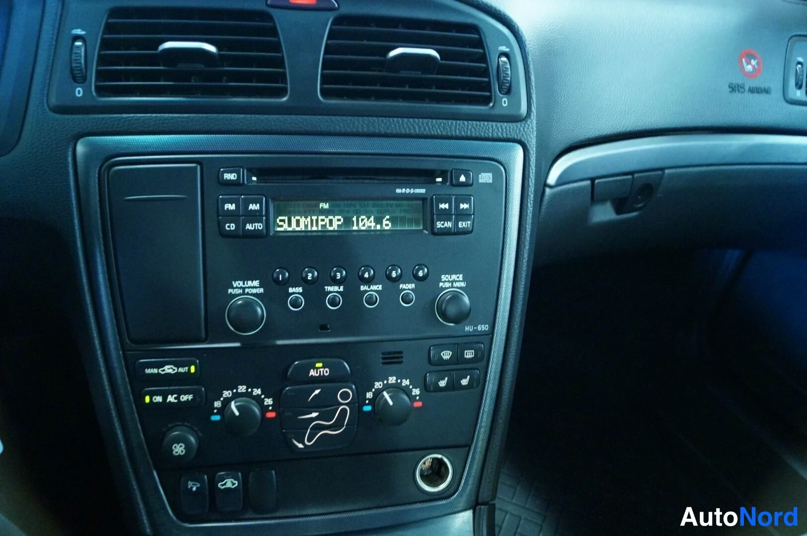 Copper Volvo S60 2008, cockpit, photo 7