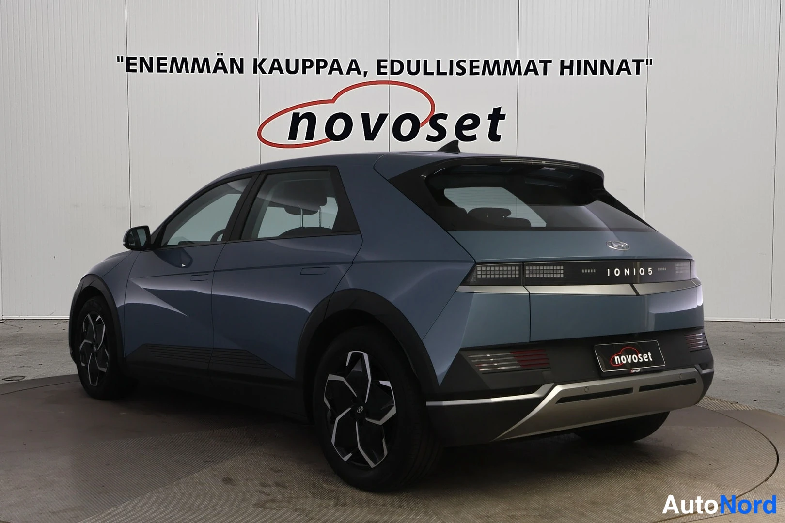 Harmaa Hyundai IONIQ 5 2023, takaviisto, kuva 4