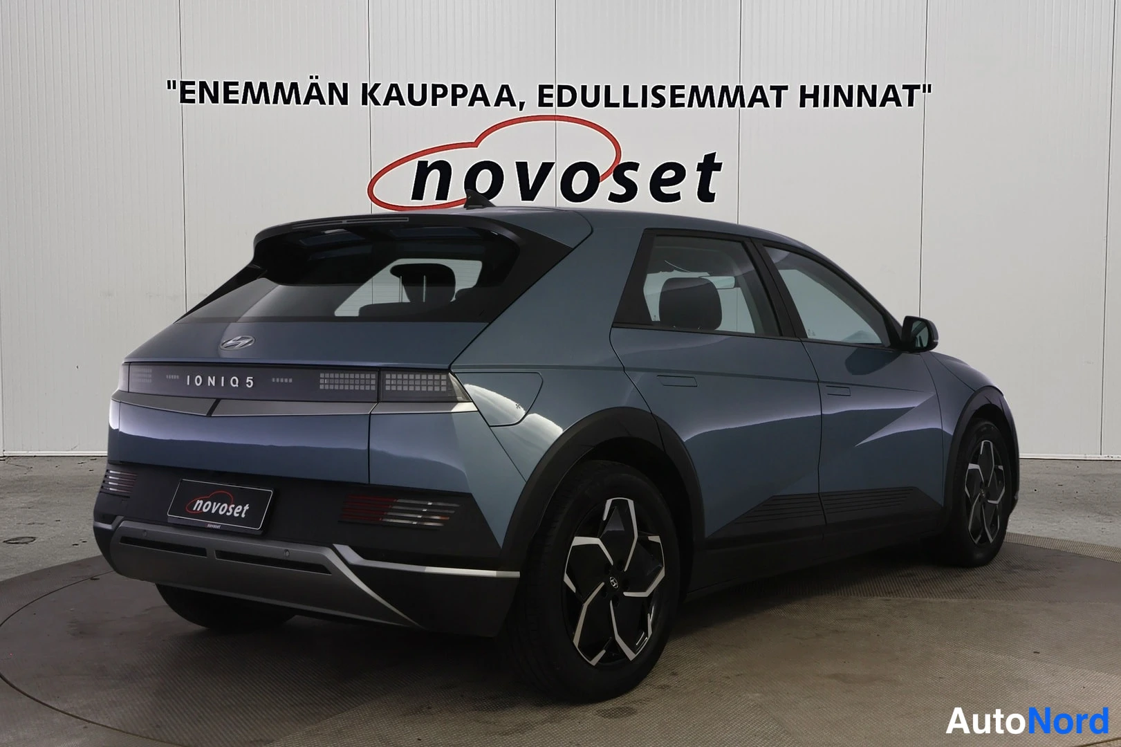 Harmaa Hyundai IONIQ 5 2023, takaviisto, kuva 5