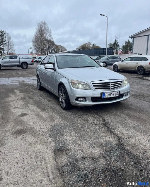 Hopea Mercedes-Benz C 320 CDI 4MATIC 2008, etuviisto, keula oikealle, kuva 2