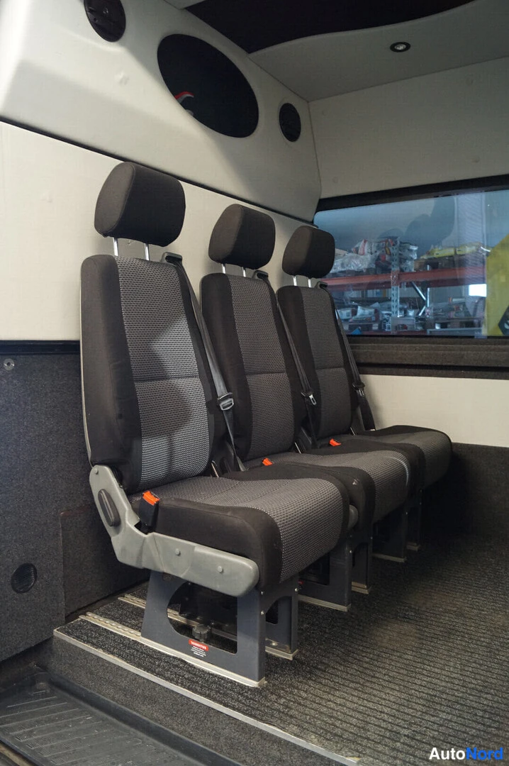White Mercedes-Benz Sprinter 313 CDI 2010, rear seats, photo 11