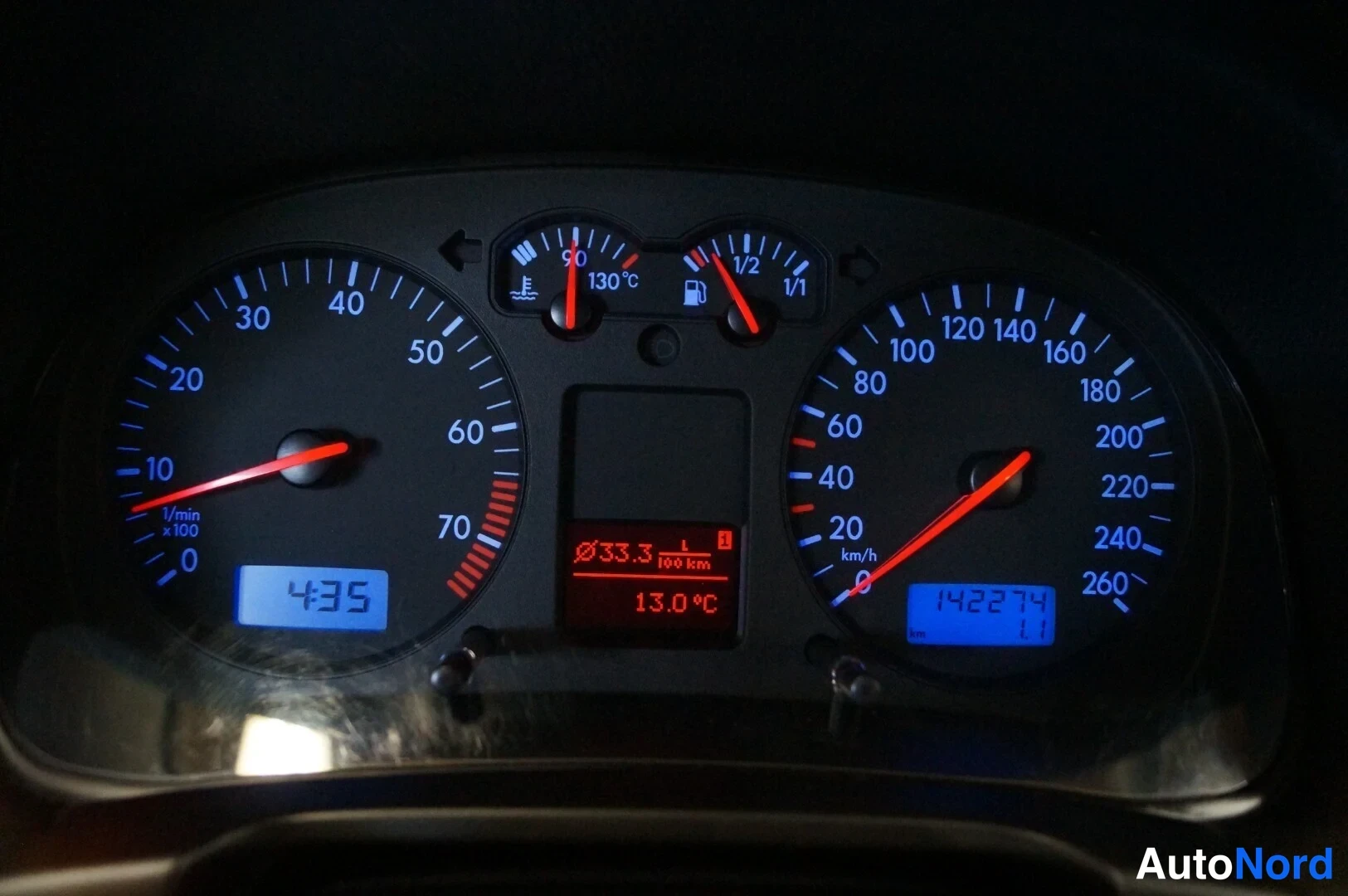 Hopea Volkswagen Golf 2004, yksityiskohta, kuva 12