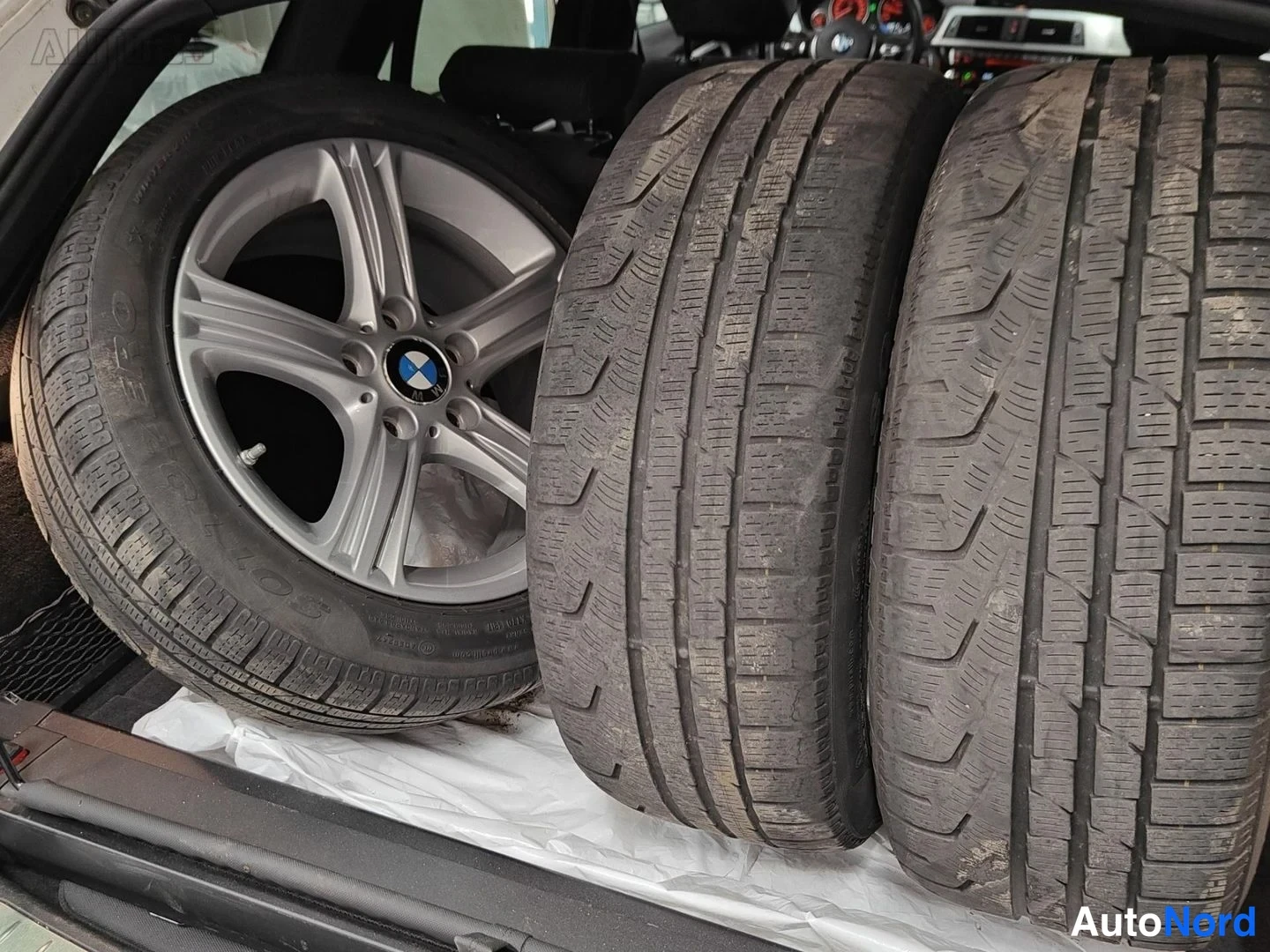 Vit BMW 330d xDrive 2017, detalj, bild 28