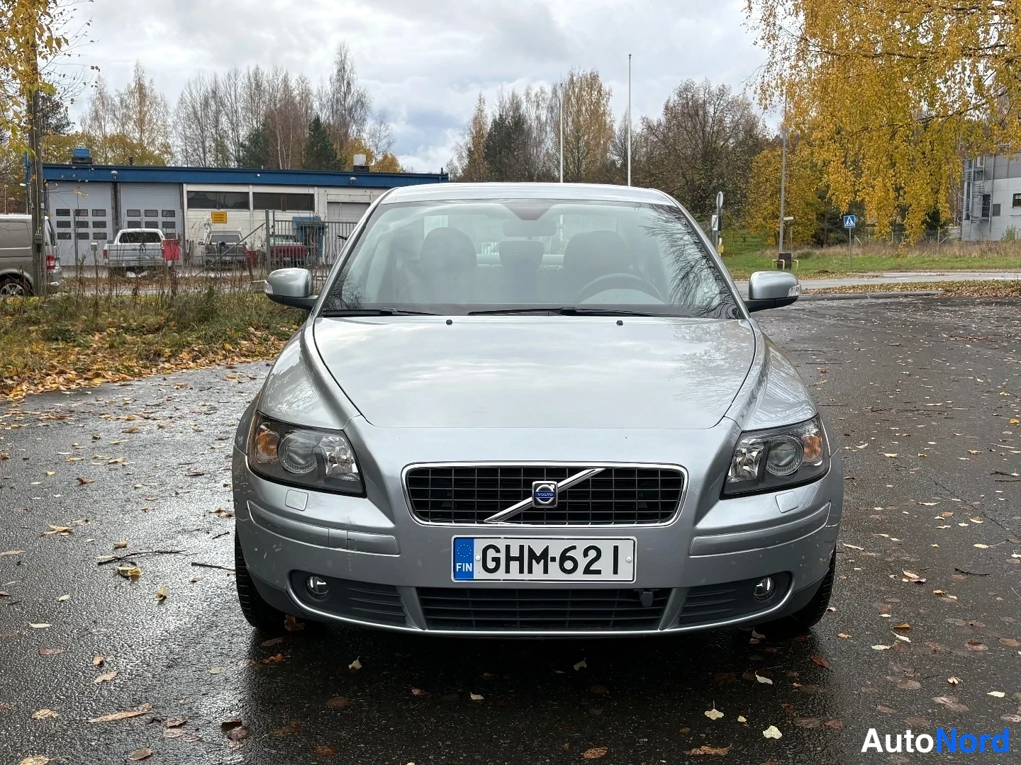 Hopea Volvo S40 2007, edestä, kuva 3