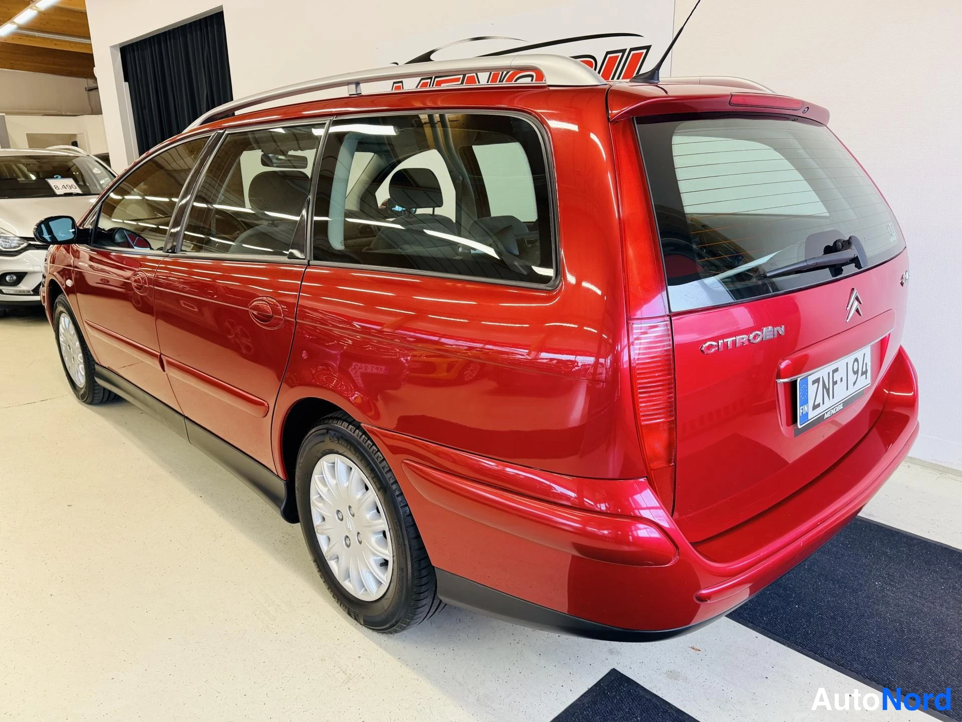 Punainen Citroen C5 2002, takaviisto, kuva 7