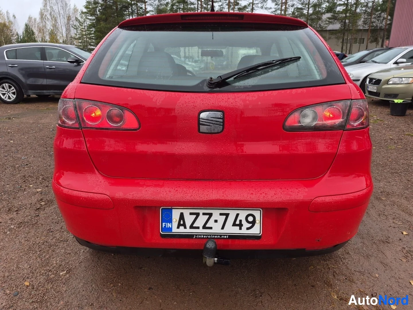 Punainen Seat Ibiza 2003, takaa, kuva 8