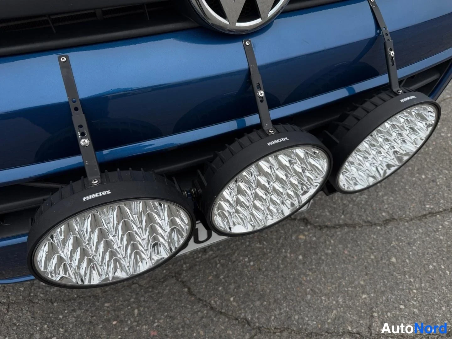 Blå Volkswagen Transporter 2013, detalj, bild 19