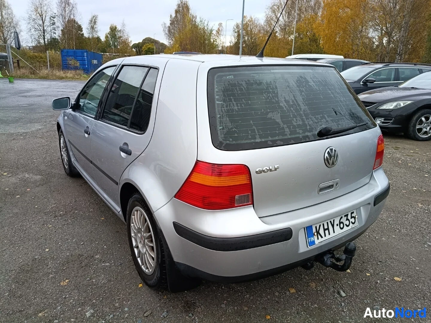 Silver Volkswagen Golf 2003, rear three-quarter, photo 5