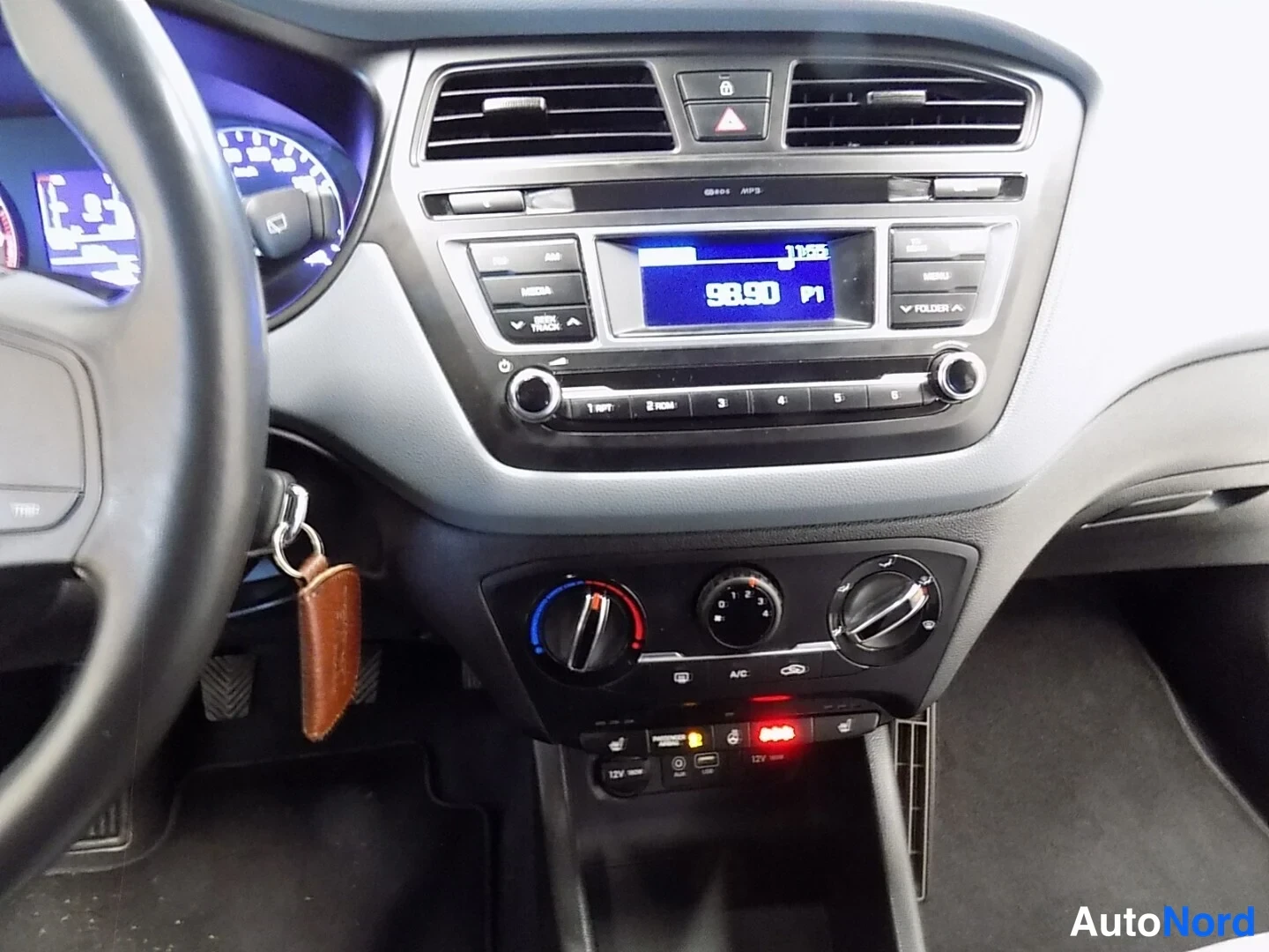 Hopea Hyundai i20 2016, yksityiskohta, kuva 14