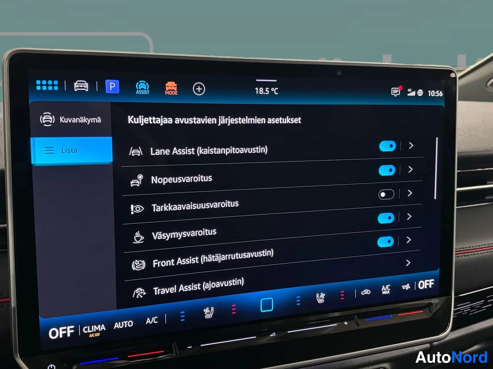 Musta Volkswagen ID.7 2026, yksityiskohta, kuva 22