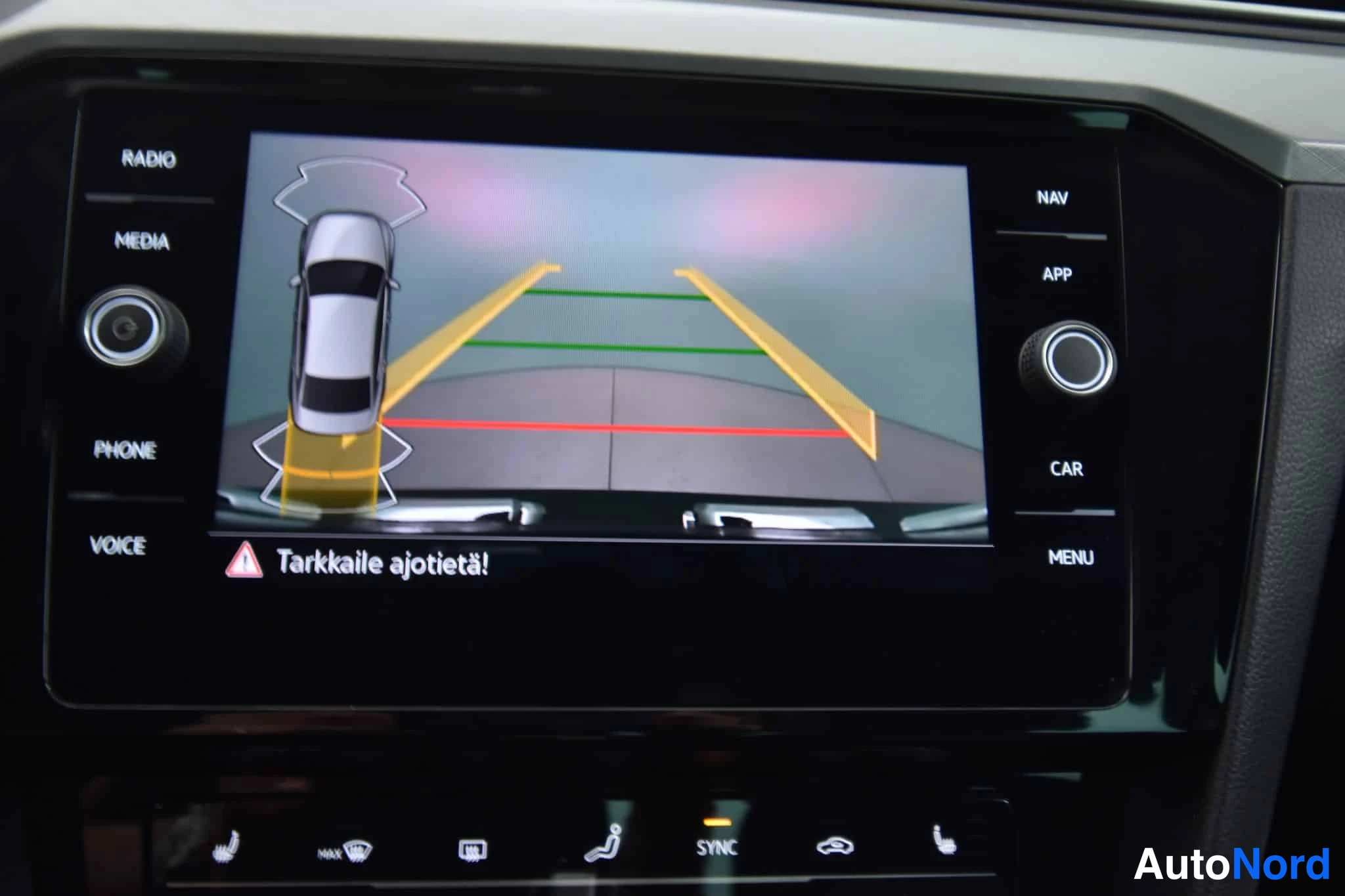 Harmaa Volkswagen Passat 2021, yksityiskohta, kuva 39