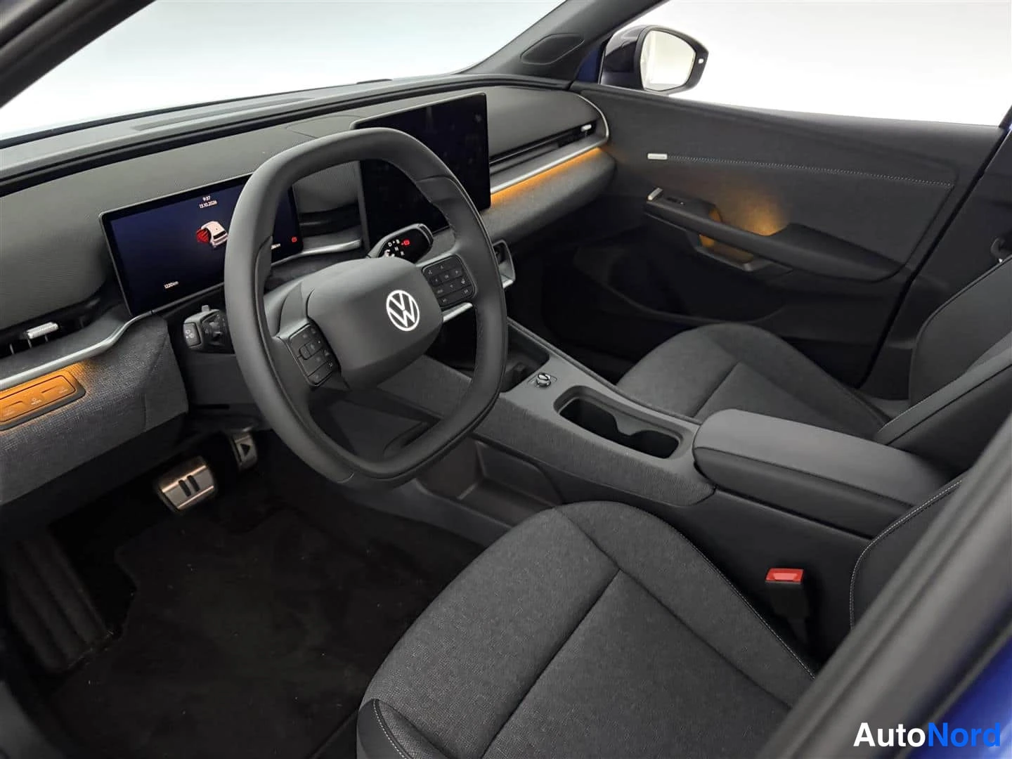 Sininen Volkswagen Polo 2026, ohjaamo, kuva 17