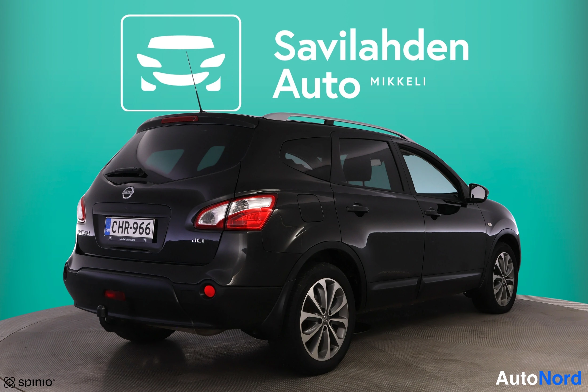 Musta Nissan Qashqai+2 2010, takaviisto, kuva 11