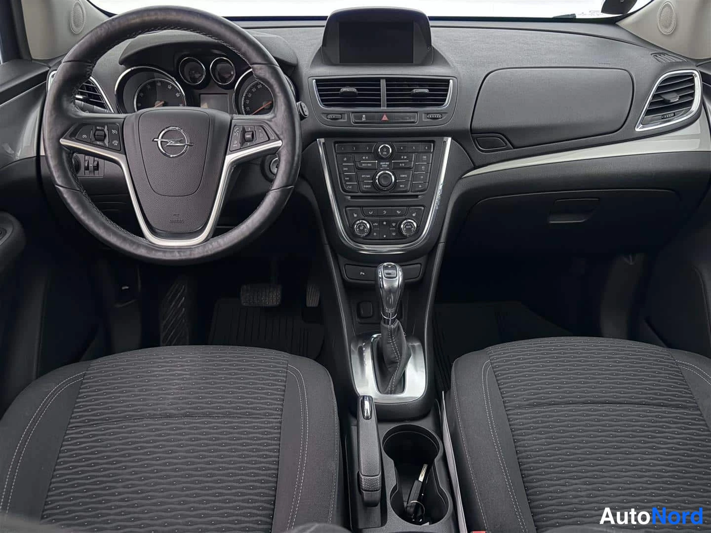 Sininen Opel Mokka 2016, ohjaamo, kuva 13